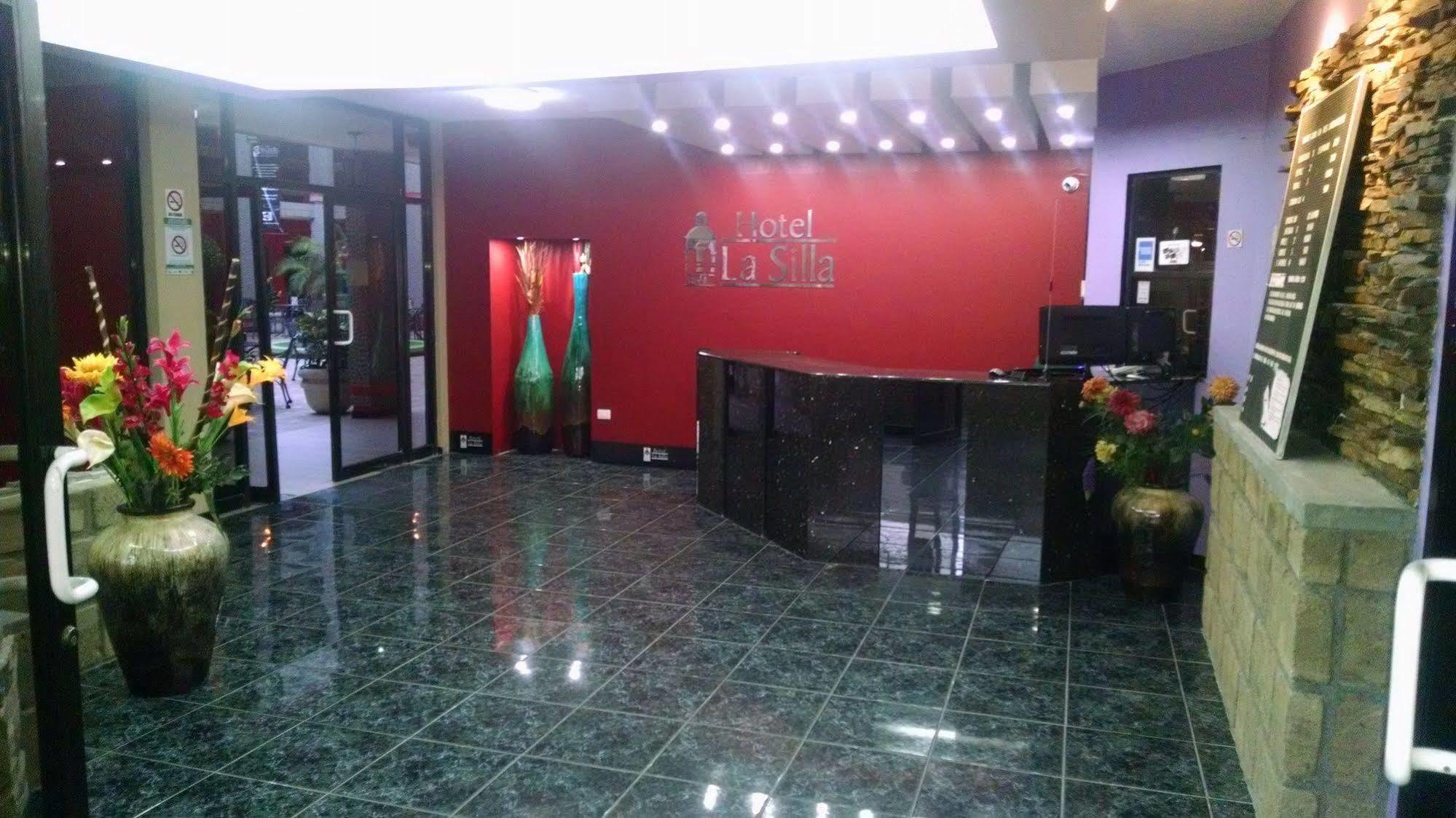Hotel La Silla Monterrey Exteriör bild